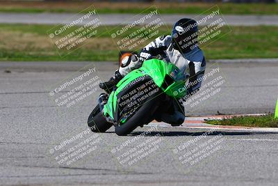 media/Jan-21-2023-Fastrack Riders (Sat) [[fcf3f88a30]]/Level 2/Session 4 Turn 6-Mountian Shot/